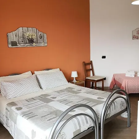 Il Papavero Rosso Nocleg ze śniadaniem 3*